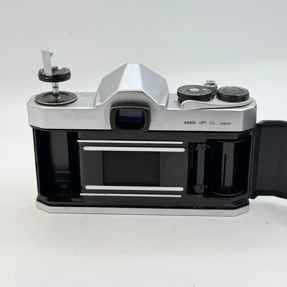 Asahi Pentax Spotmatic SP 35mm SLR Film Camera Body Silver Black Vintage Japan